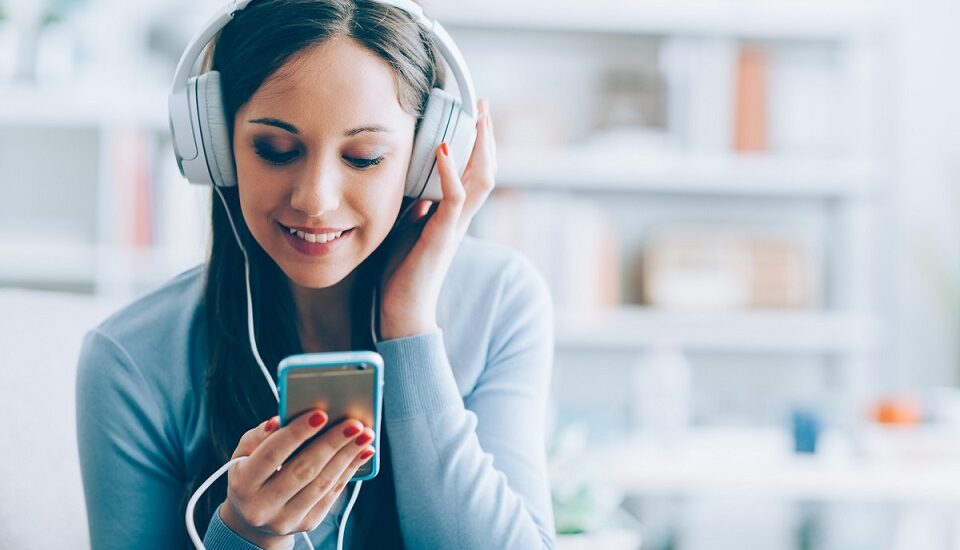 Musique sur les réseaux sociaux : attention aux droits d’auteurs